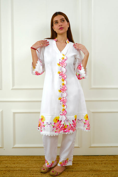Mahira White Floral Pakistani Kurta Set
